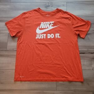 Nike Athletic Cut Drifit Tshirt